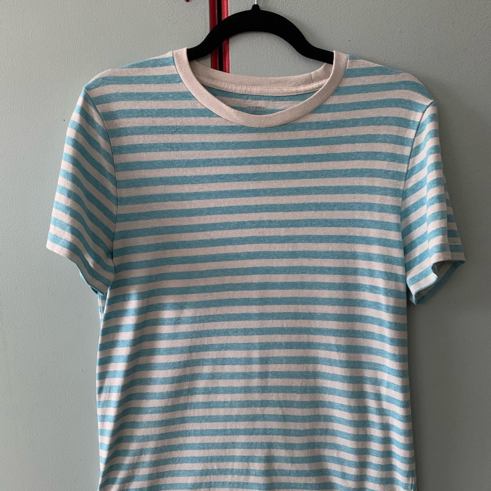 Discontinued Casual T-Shirt - Blue Horizontal Stripped Shirt